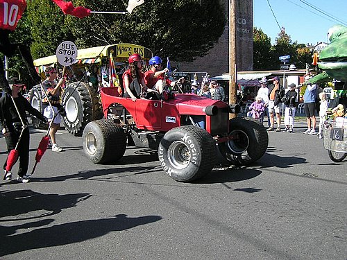 10-7-2006PortTownsendKineticSkulpture (26).JPG