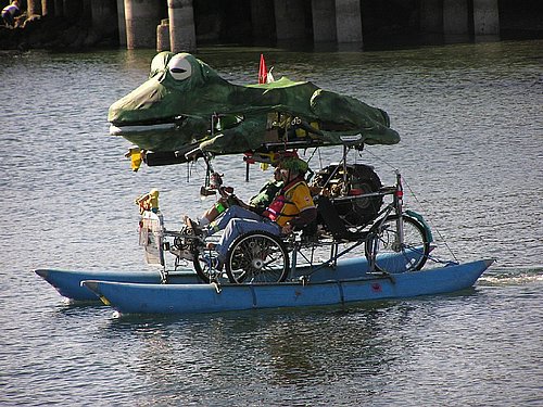 10-7-2006PortTownsendKineticSkulpture (72).JPG