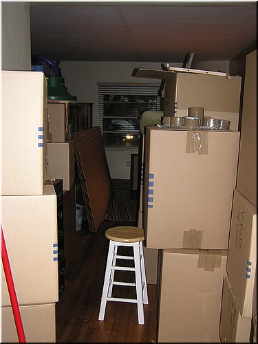 12-28-2004LoadingInCoronadoRain (2).JPG