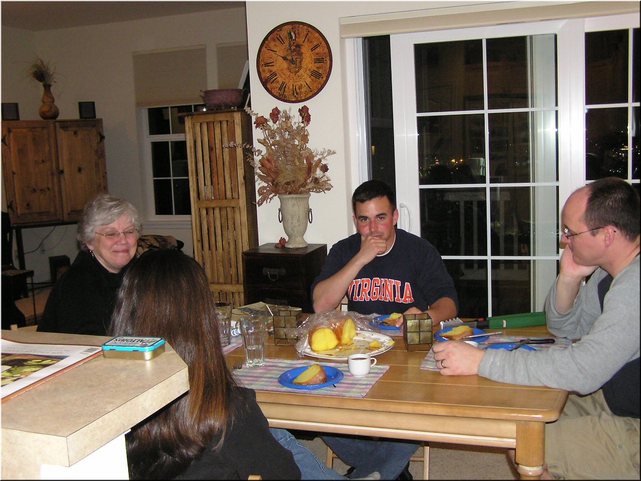 3-19-2005FromOliPoulsboDanPamLeslieMakena.jpg