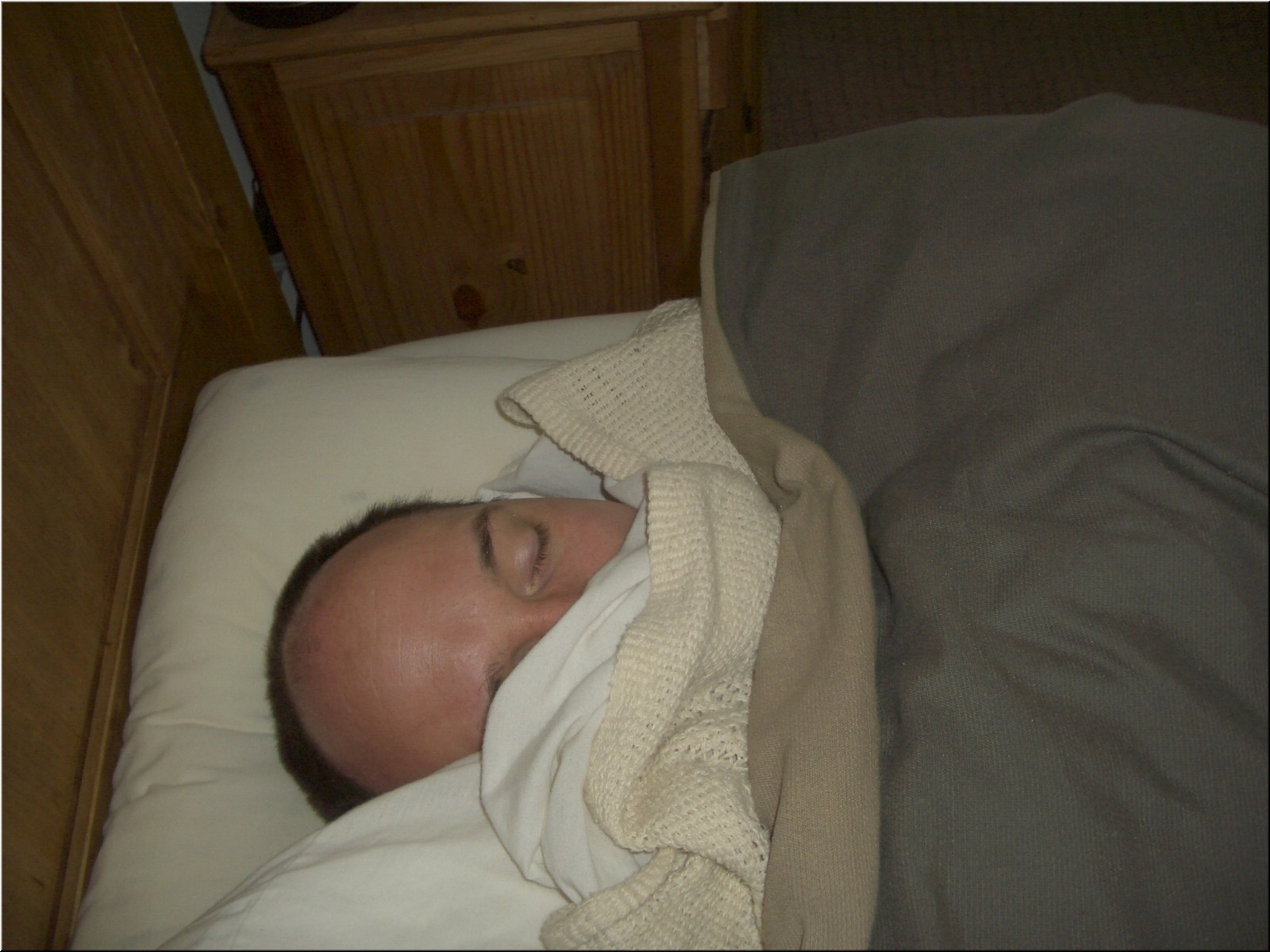3-20-2005AlliCameraPowerOutTimeToSleep.jpg