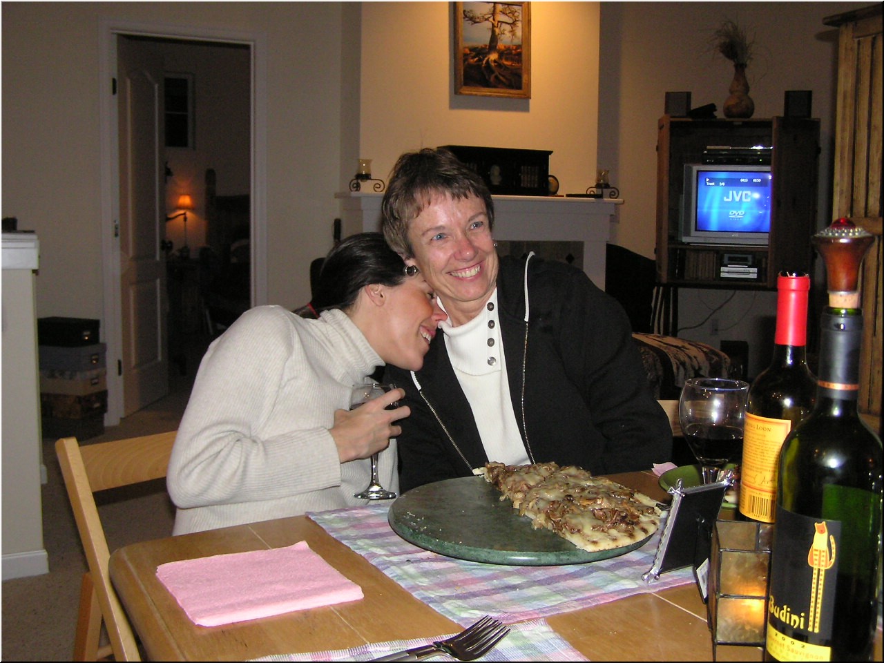 3-20-2005PizzaDinner (10).JPG