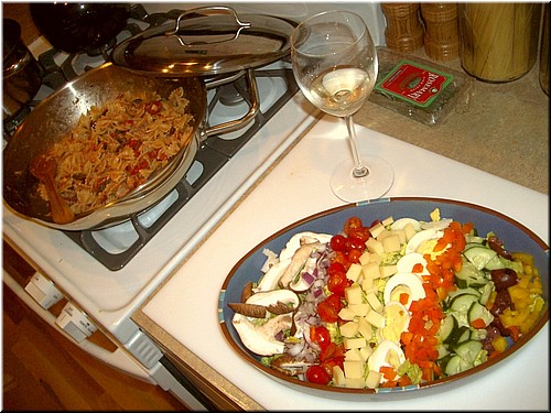 2-6-2005AtHomeDinner (5).JPG