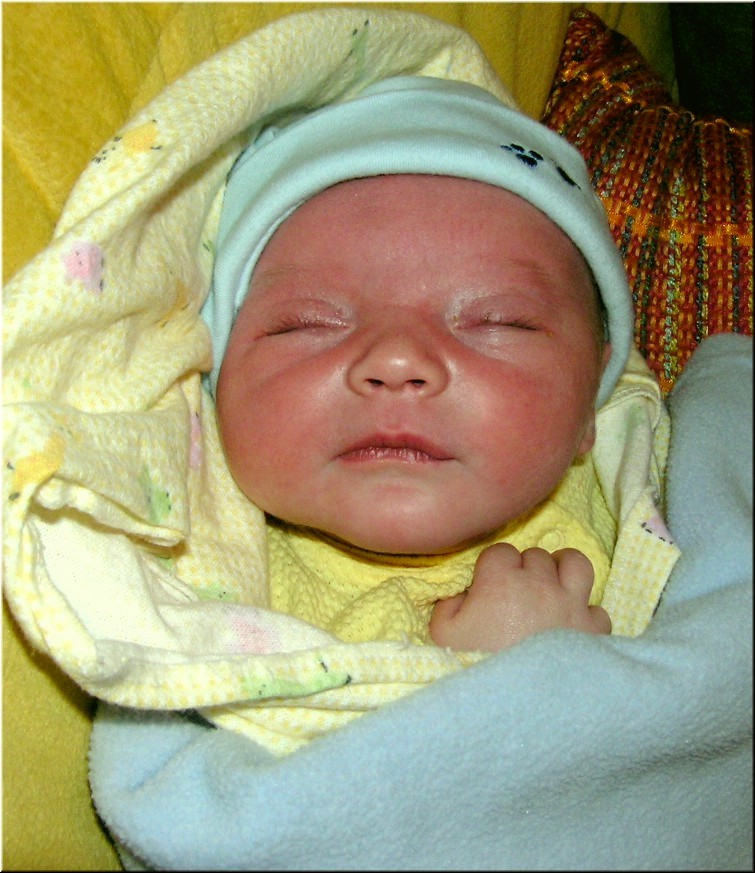 1-30-2005 8pm 3 days old (4).JPG