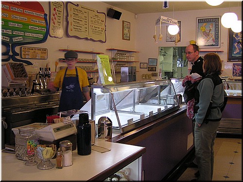 3-6-2005PortTownsend (13).JPG