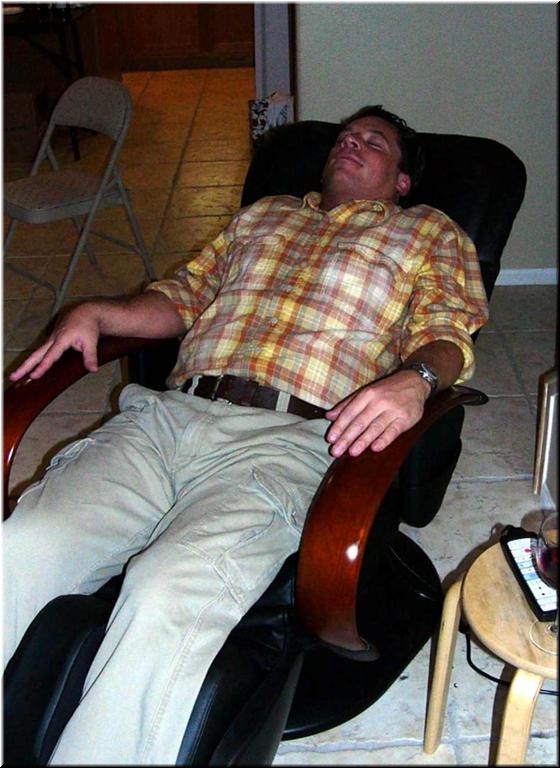 12-25-03 (39)MassageChair (Large).JPG