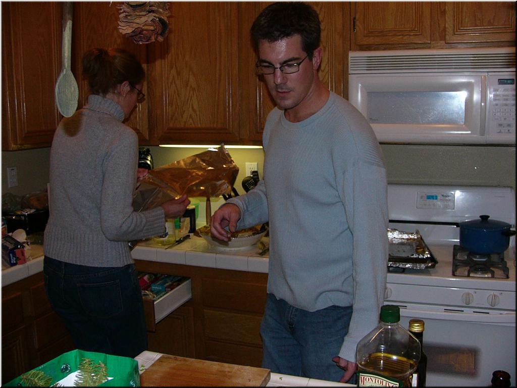 12-25-03 (46)AtPams (Large).JPG